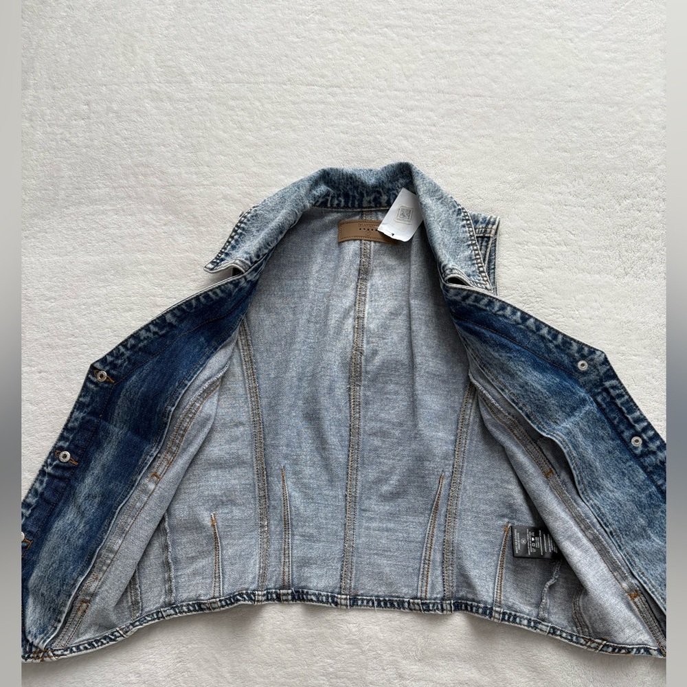 NWT - BLANK NYC Timeless Tailored Denim Vest - Size Medium - Picture 6 of 16